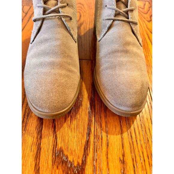 Franco Sarto Womens Taupe Beige Pebbles Suede Chukka Boot Bootie Size 6.5M - Picture 6 of 11